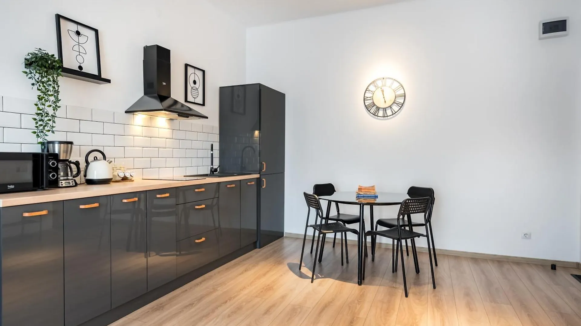 Old Town - City Center - Esiko By Mrg Apartments بوخارست
