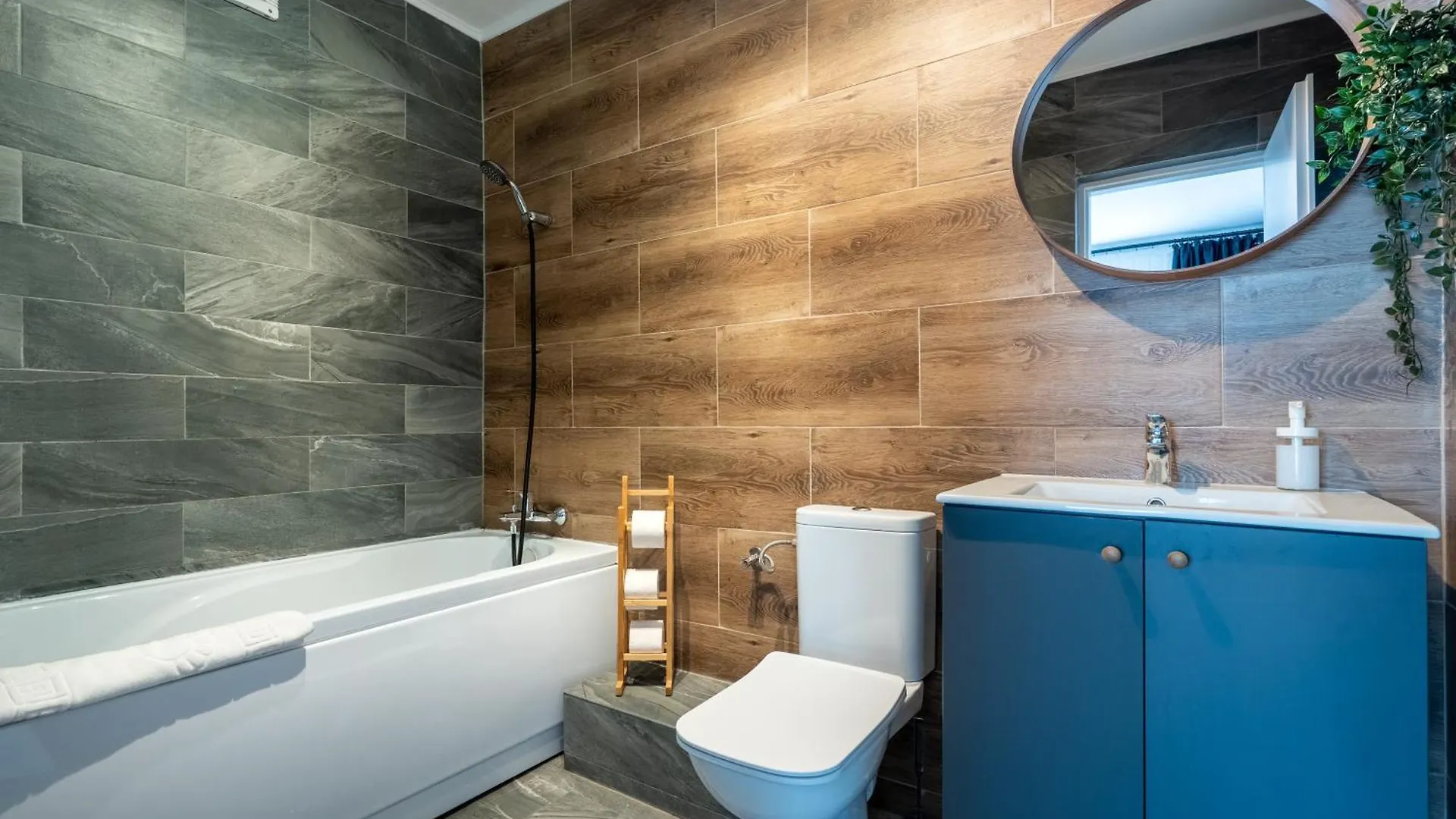 Old Town - City Center - Esiko By Mrg Apartments Бухарест