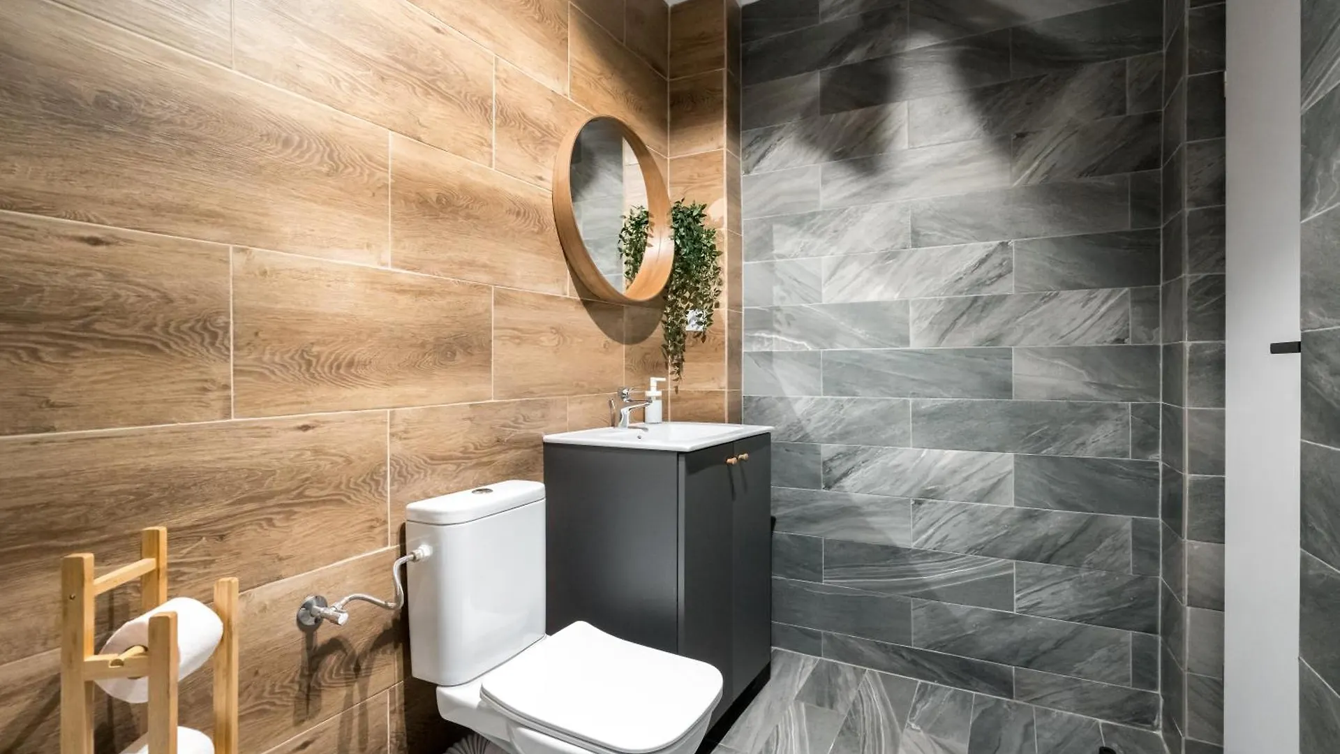 Old Town - City Center - Esiko By Mrg Apartments بوخارست